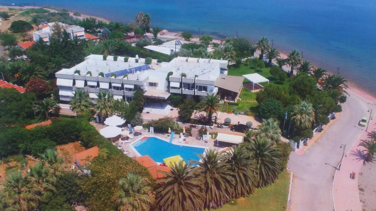 Batis Hotel Livanátesz Kültér fotó