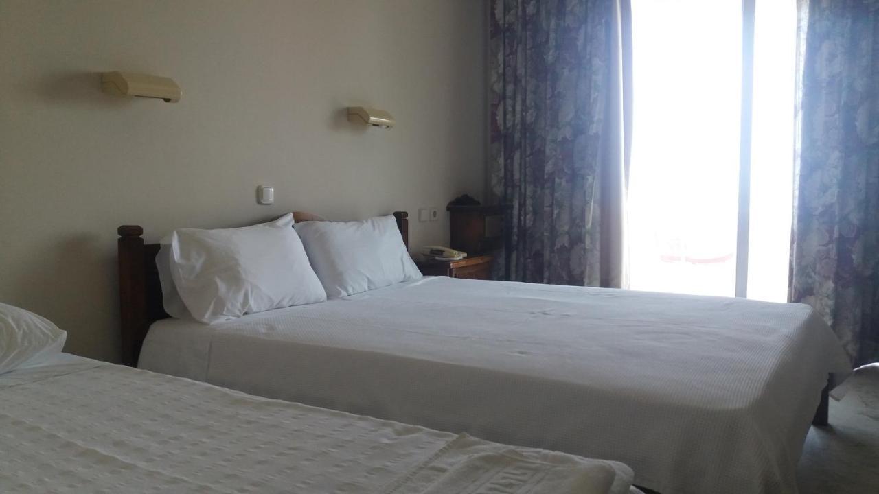 Batis Hotel Livanátesz Kültér fotó