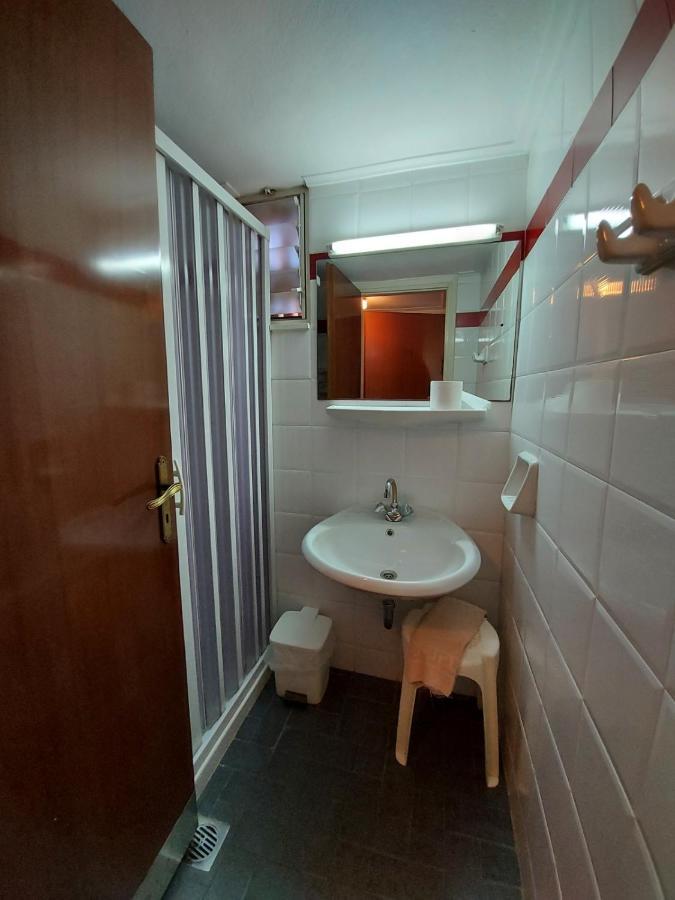 Batis Hotel Livanátesz Kültér fotó