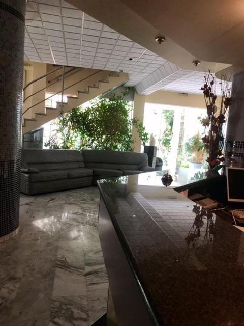 Batis Hotel Livanátesz Kültér fotó
