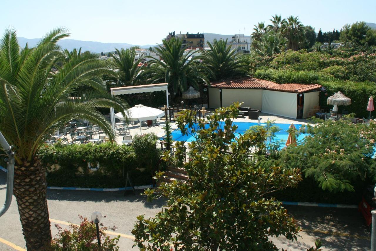 Batis Hotel Livanátesz Kültér fotó